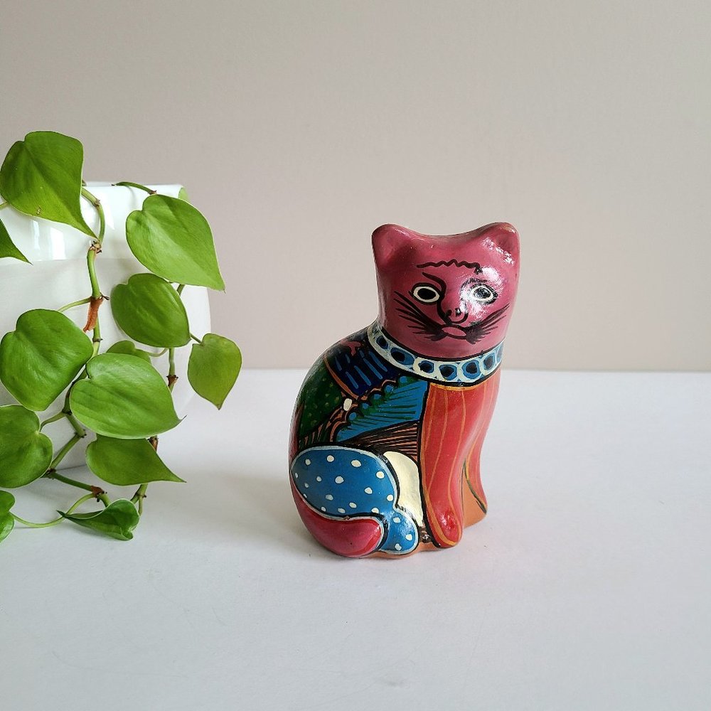 Mexican hand painted Tonala ceramic cat.